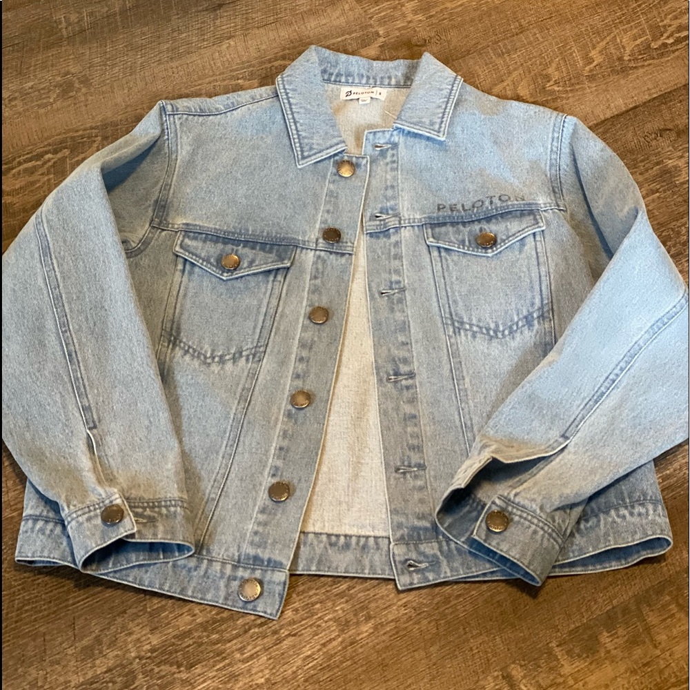 Peloton Denim Jean Jacket Lt Wash  "Together We Go Far" Wmn's SMALL
